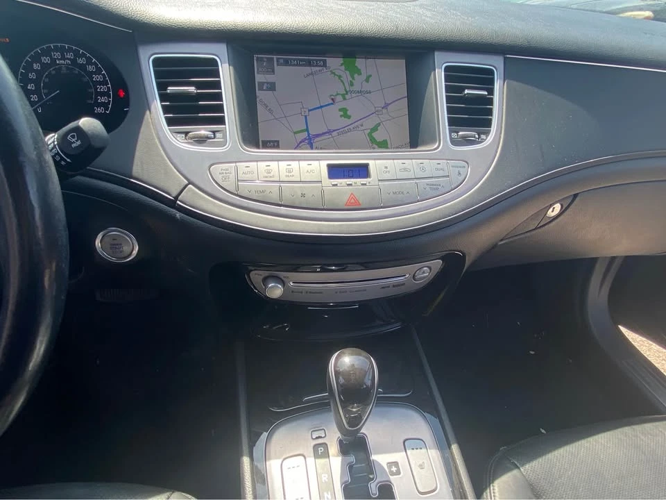 2012 Hyundai Genesis - Image 11 of 14