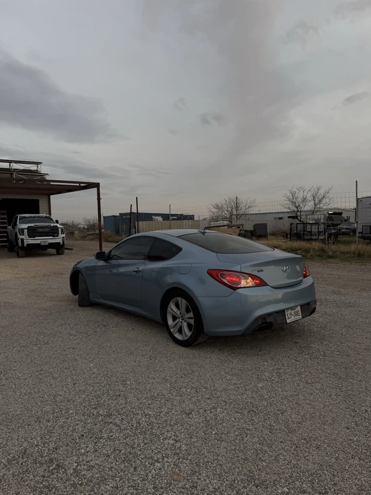 2012 Hyundai Genesis - Image 2 of 11
