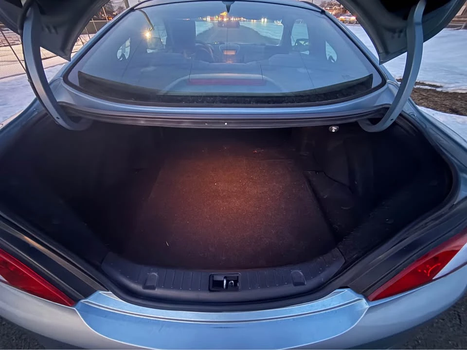 2012 Hyundai Genesis - Image 11 of 16