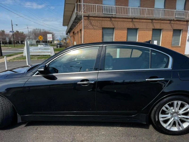 2012 Hyundai Genesis - Image 7 of 12