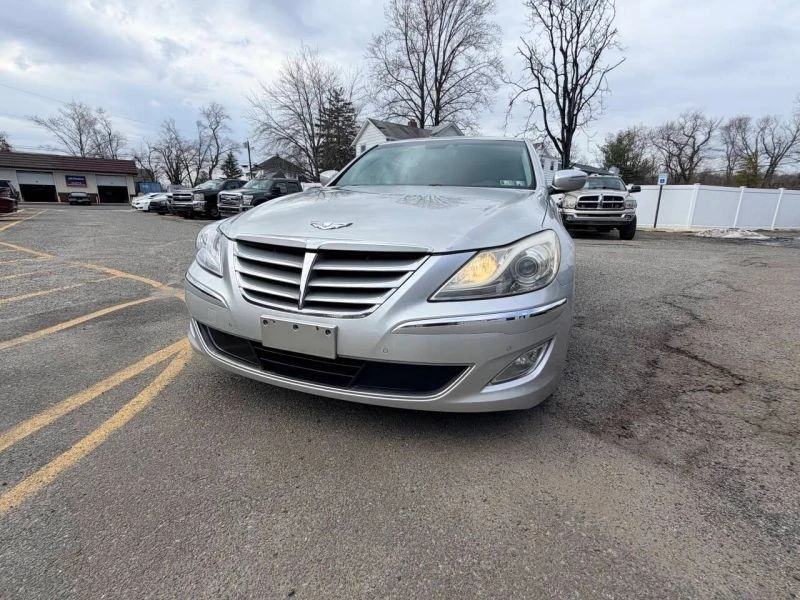 2012 Hyundai Genesis - Image 2 of 12