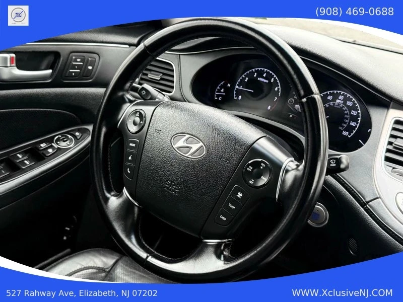2012 Hyundai Genesis - Image 11 of 12