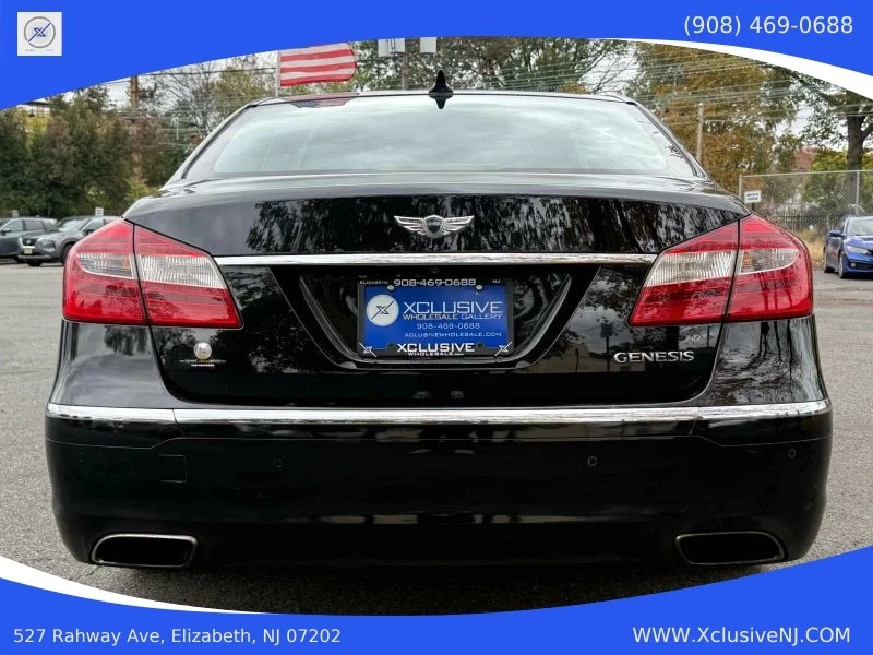 2012 Hyundai Genesis - Image 3 of 12