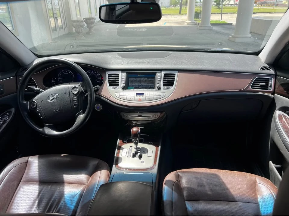 2012 Hyundai Genesis - Image 4 of 6