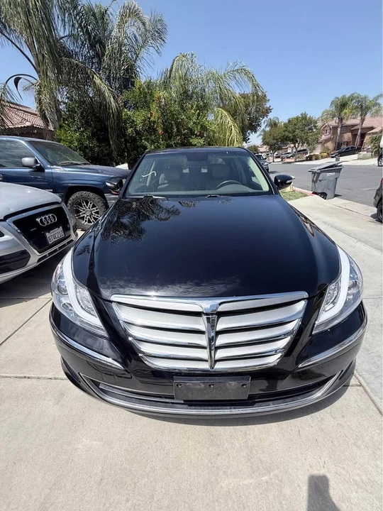 2012 Hyundai Genesis - Image 3 of 7