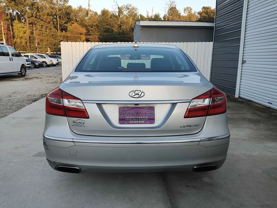 2012 Hyundai Genesis - Image 5 of 11