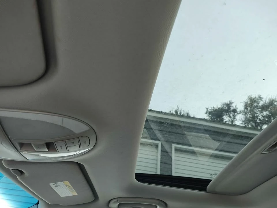 2012 Hyundai Genesis - Image 11 of 11