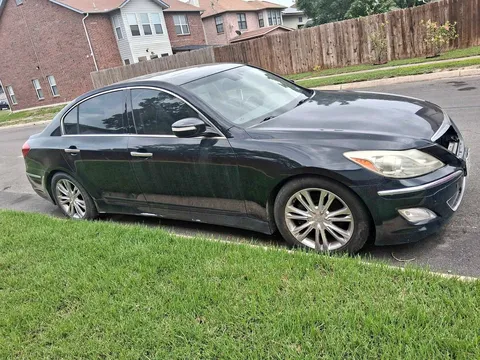 2012 Hyundai Genesis 3.8 Sedan