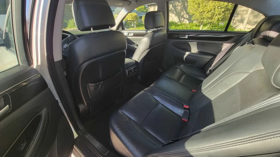 2012 Hyundai Genesis - Image 13 of 13