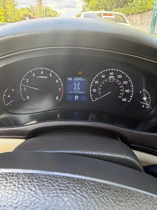 2012 Hyundai Genesis - Image 8 of 8