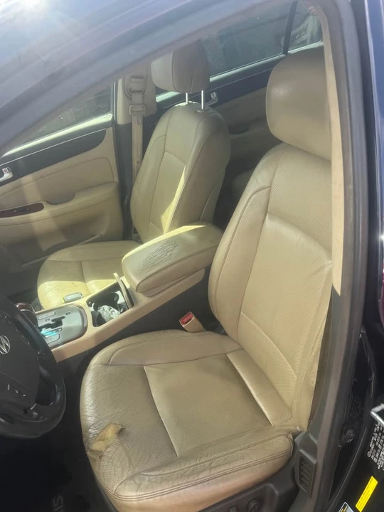 2012 Hyundai Genesis - Image 7 of 8
