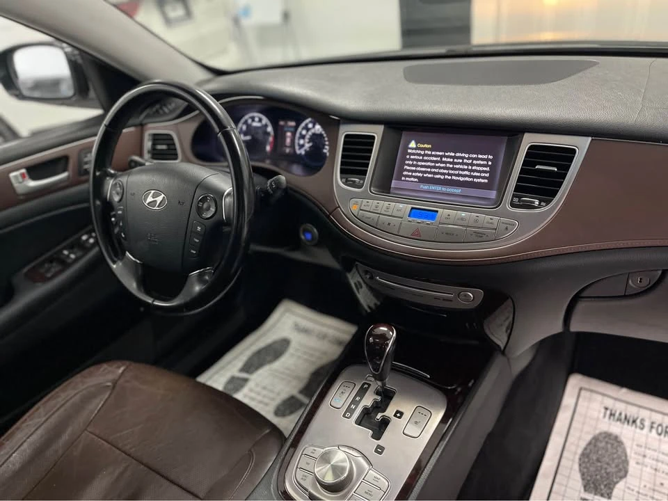 2012 Hyundai Genesis - Image 18 of 19