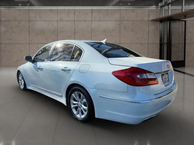 2012 Hyundai Genesis - Image 3 of 11