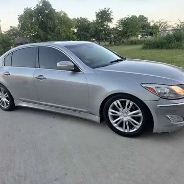 2012 Hyundai Genesis 3.8 Sedan 4D
