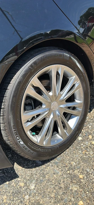 2012 Hyundai Genesis - Image 5 of 5