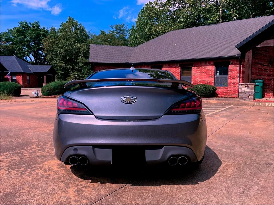 2012 Hyundai Genesis - Image 11 of 19