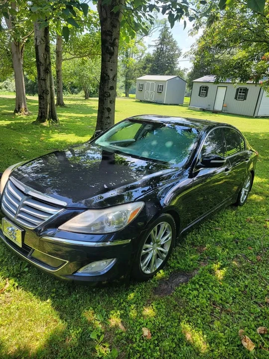 2012 Hyundai Genesis - Image 4 of 6
