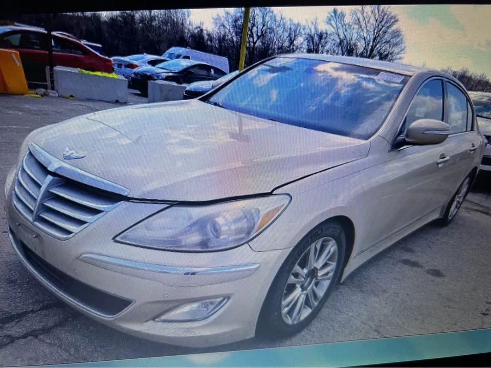 2012 Hyundai Genesis - Image 3 of 4