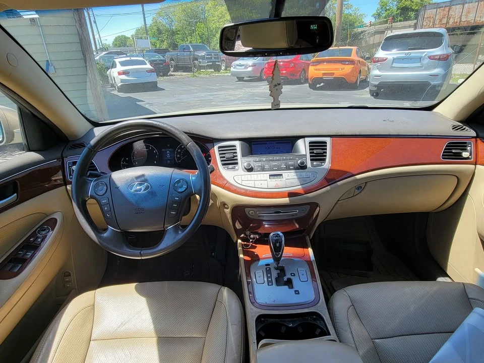 2012 Hyundai Genesis - Image 7 of 8