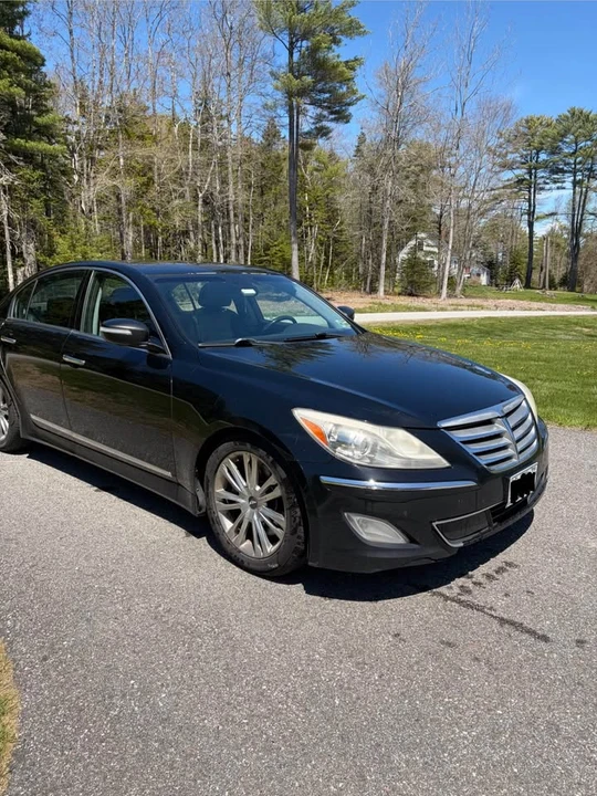 2012 Hyundai Genesis - Image 7 of 20