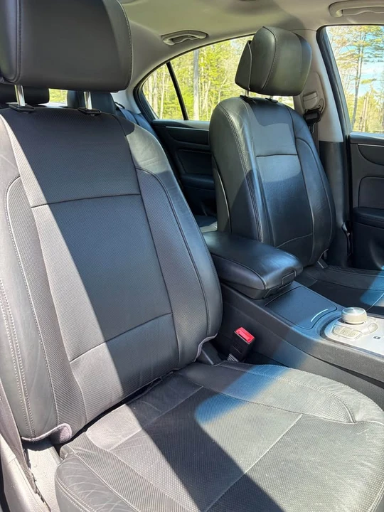 2012 Hyundai Genesis - Image 17 of 20