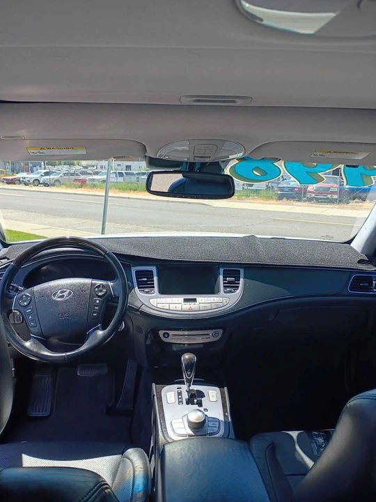 2012 Hyundai Genesis - Image 6 of 6