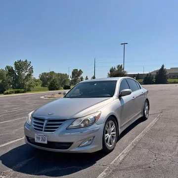 2012 Hyundai Genesis 4.6 Sedan 4D