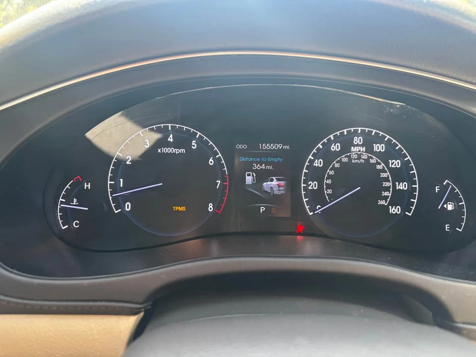 2012 Hyundai Genesis - Image 14 of 15