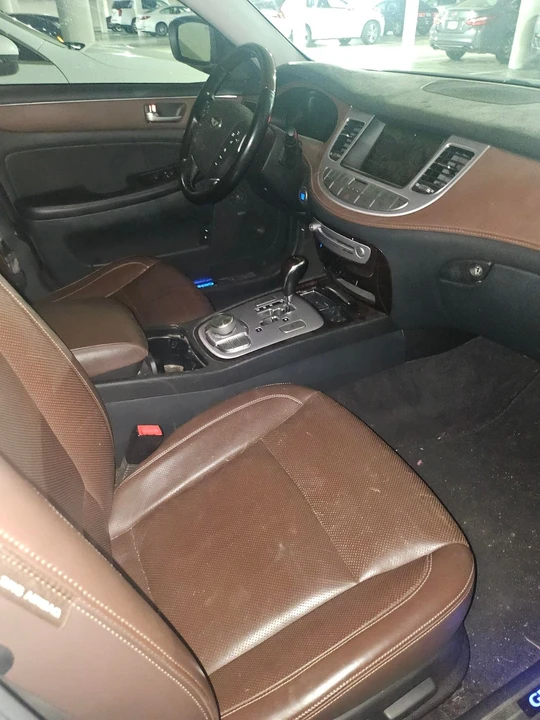 2012 Hyundai Genesis - Image 5 of 5