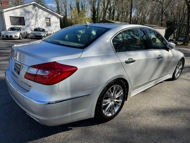 2012 Hyundai Genesis - Image 5 of 20