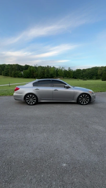 2012 Hyundai Genesis - Image 4 of 7