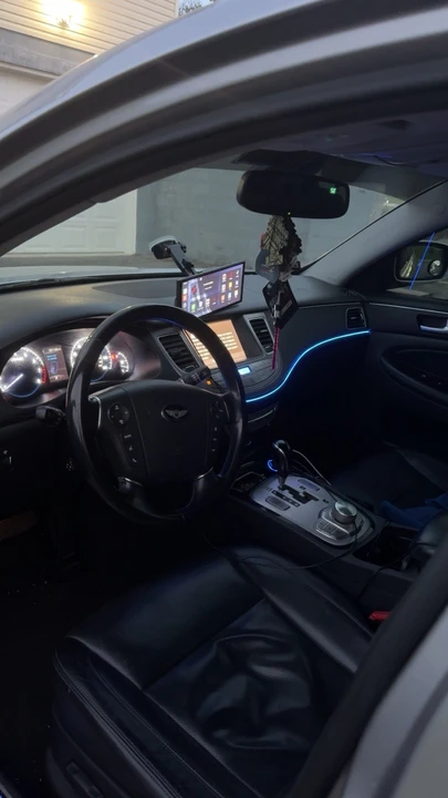 2012 Hyundai Genesis - Image 6 of 7