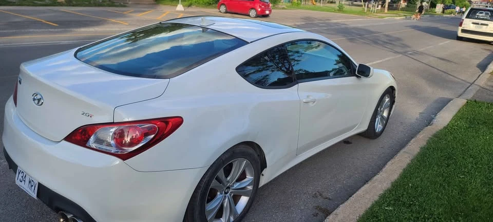 2012 Hyundai Genesis Coupe - Image 2 of 5