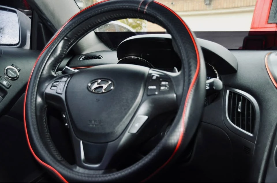 2012 Hyundai Genesis Coupe - Image 15 of 19