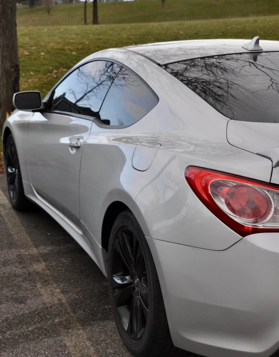 2012 Hyundai Genesis Coupe - Image 2 of 19