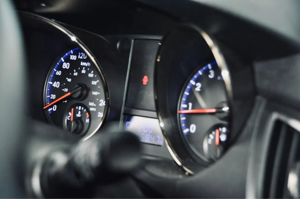 2012 Hyundai Genesis Coupe - Image 12 of 19