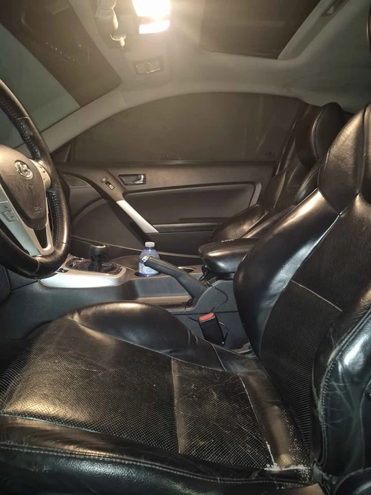 2012 Hyundai Genesis Coupe - Image 7 of 11