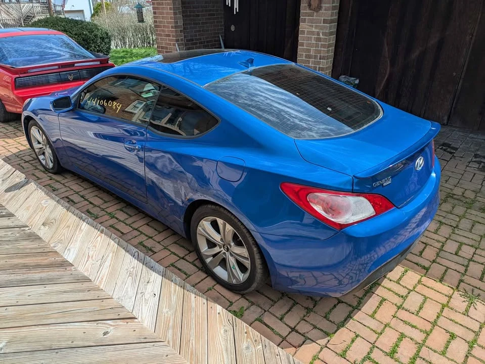 2012 Hyundai Genesis Coupe - Image 3 of 8