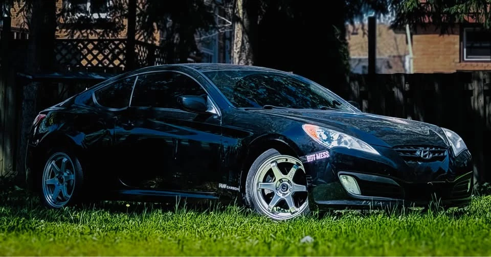 2012 Hyundai Genesis Coupe - Image 4 of 5