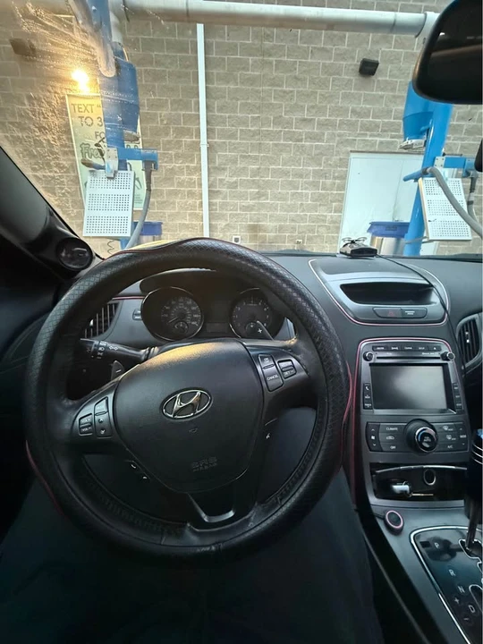 2012 Hyundai Genesis Coupe - Image 2 of 11