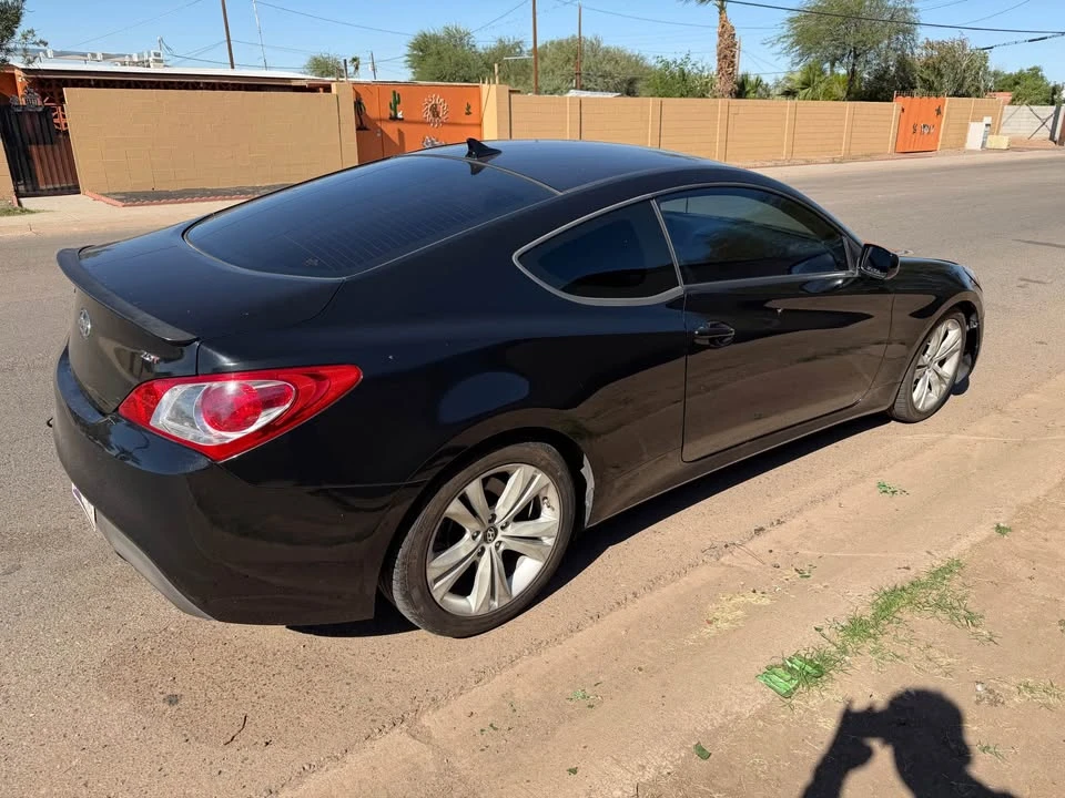 2012 Hyundai Genesis Coupe - Image 3 of 8