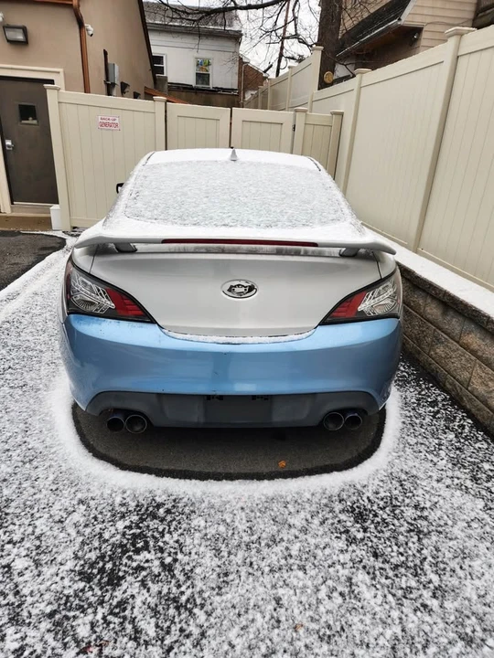 2012 Hyundai Genesis Coupe - Image 2 of 6