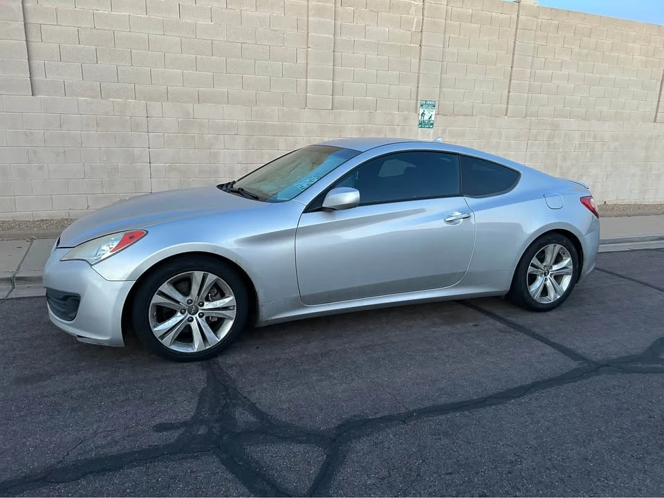 2012 Hyundai Genesis Coupe - Image 7 of 16