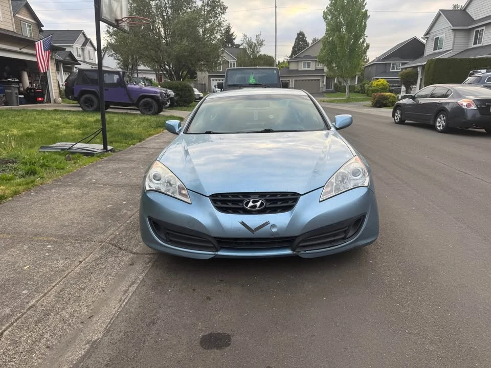 2012 Hyundai Genesis Coupe - Image 4 of 12