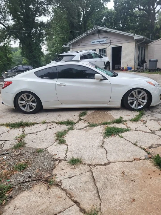 2012 Hyundai Genesis Coupe - Image 10 of 20