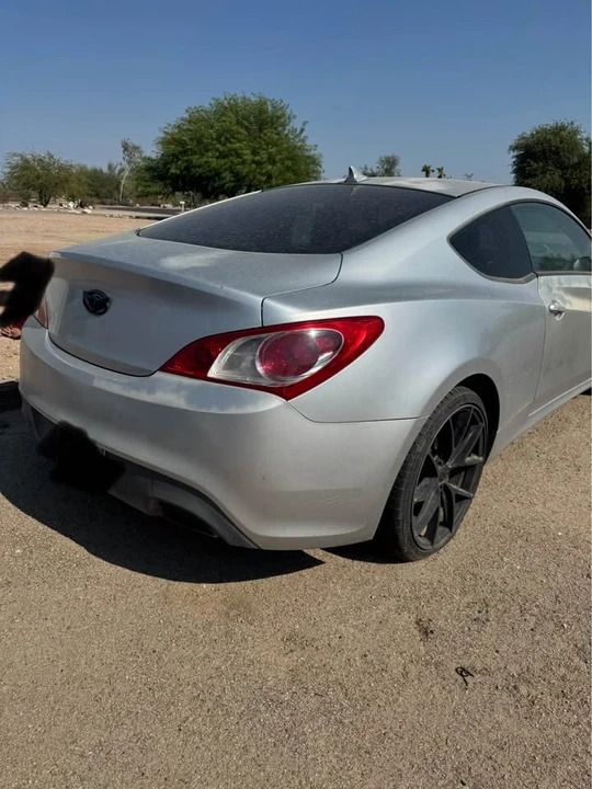 2012 Hyundai Genesis Coupe - Image 8 of 11