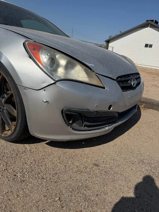 2012 Hyundai Genesis Coupe - Image 2 of 11