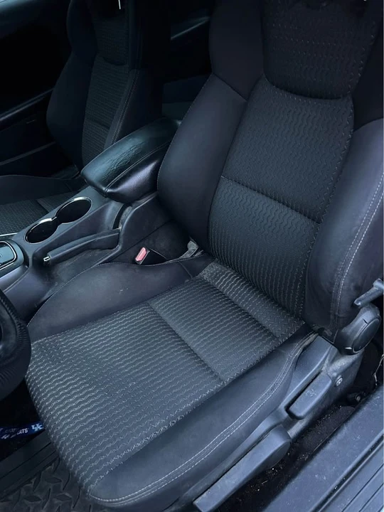 2012 Hyundai Genesis Coupe - Image 15 of 20