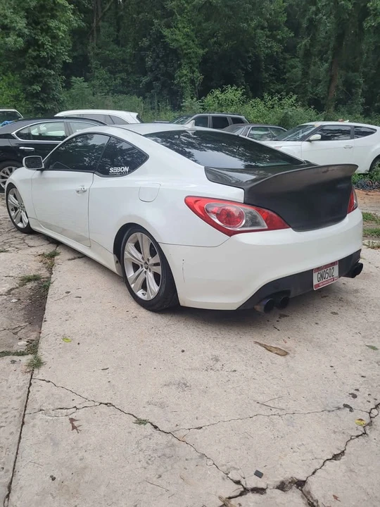2012 Hyundai Genesis Coupe - Image 6 of 13