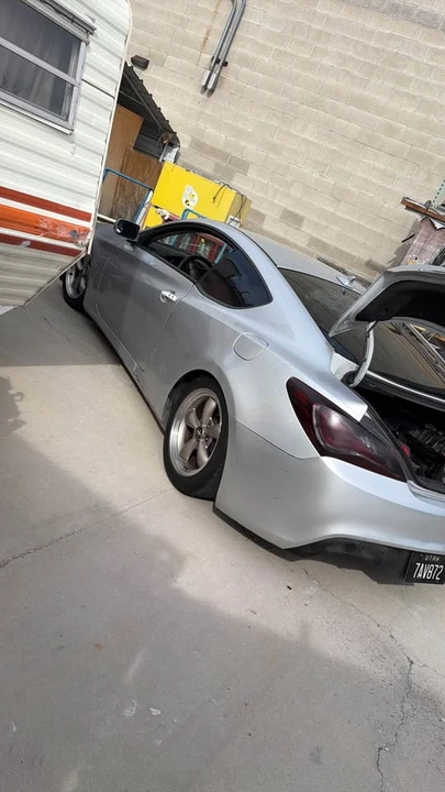 2012 Hyundai Genesis Coupe - Image 2 of 8